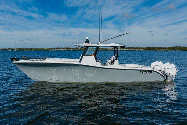 2024 Costa Custom 34 SV