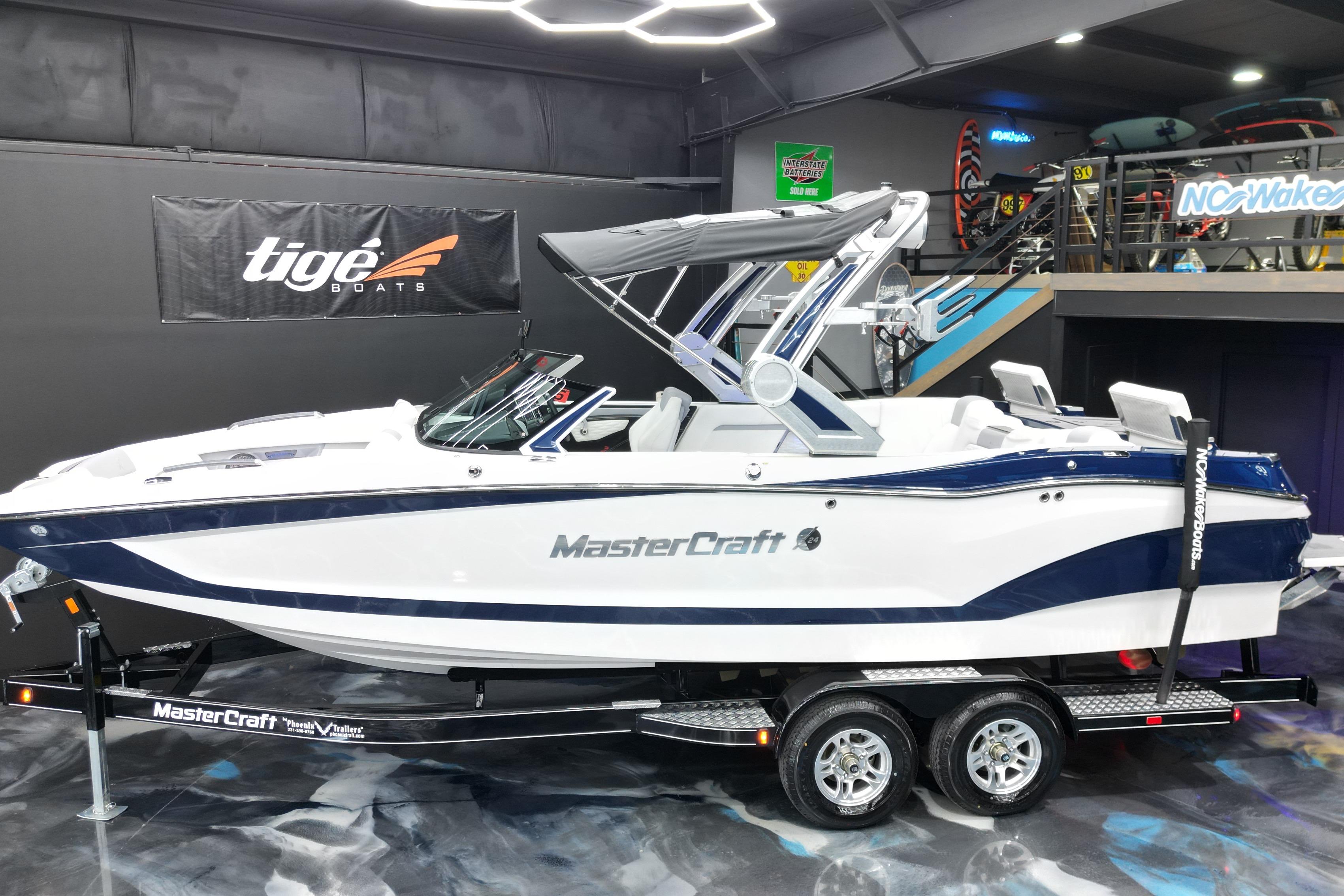 2023 MasterCraft X24