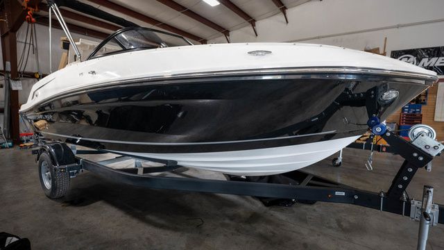 2024 Bayliner VR5 Bowrider OB - 26
