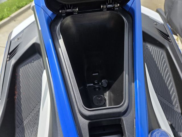 2025 Yamaha WaveRunner JetBlaster - 3