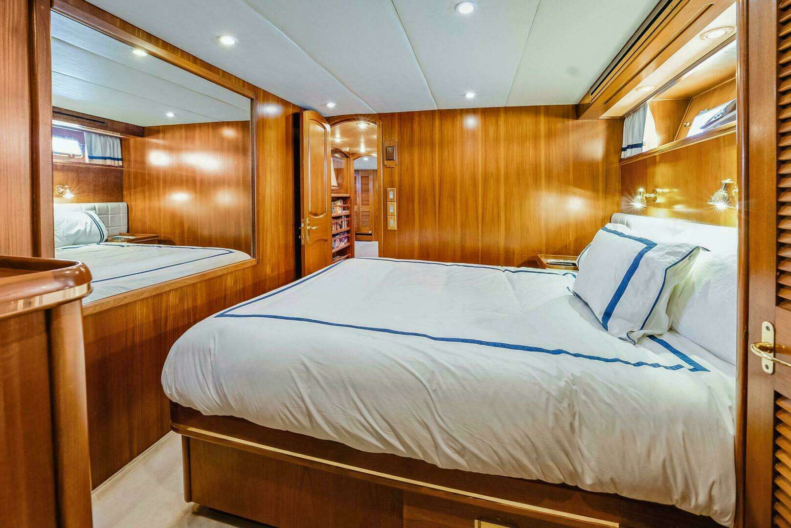 1986 Westport Christensen Cockpit - Image 13