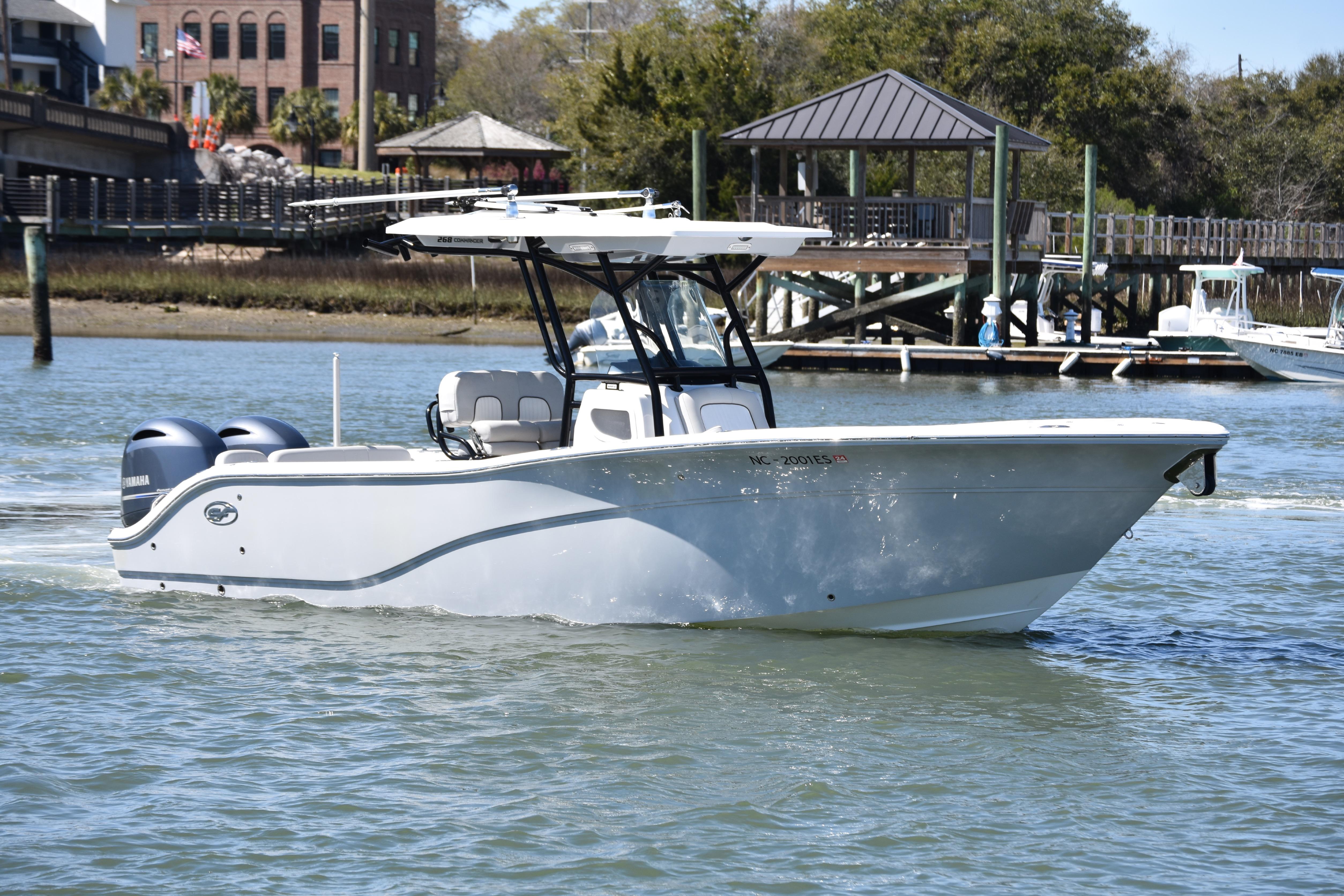2021 Sea Fox 268 Commander