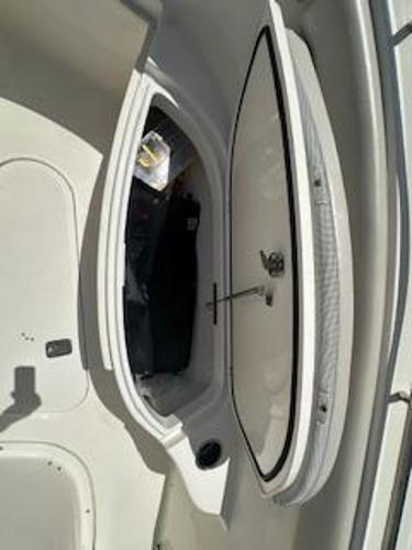 2011 Pursuit C 280 Center Console - 29
