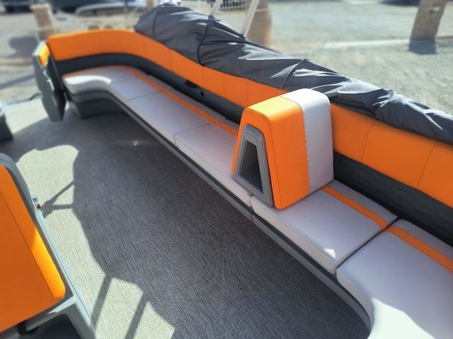 2025 Aura Pontoons 19FT - 8