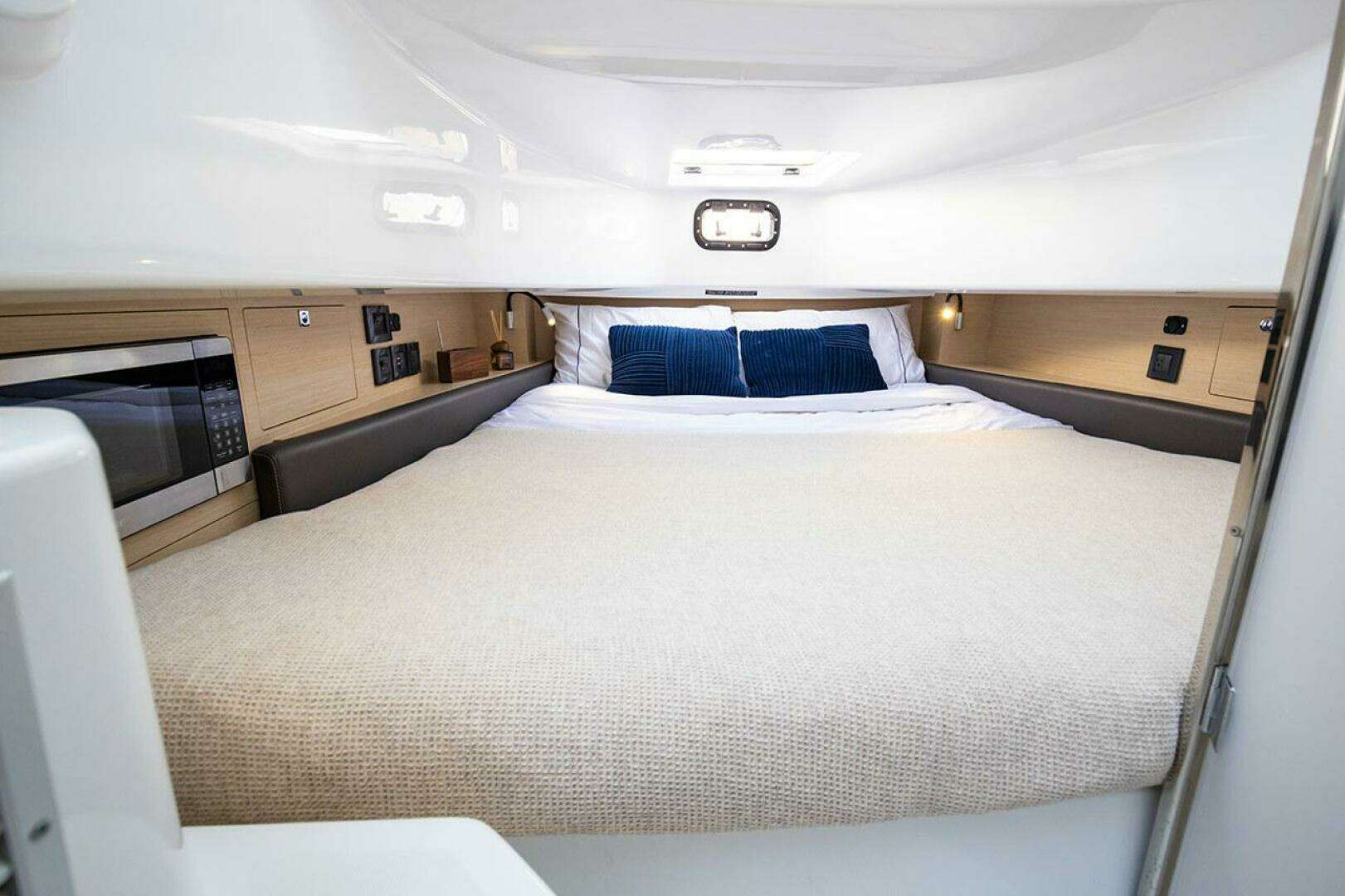 2026 Wellcraft T-Top - Image 5