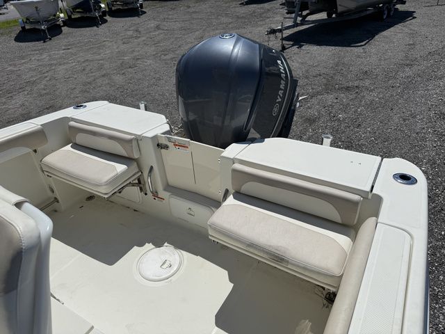 2012 Hydra-Sports 2300 CC - 8