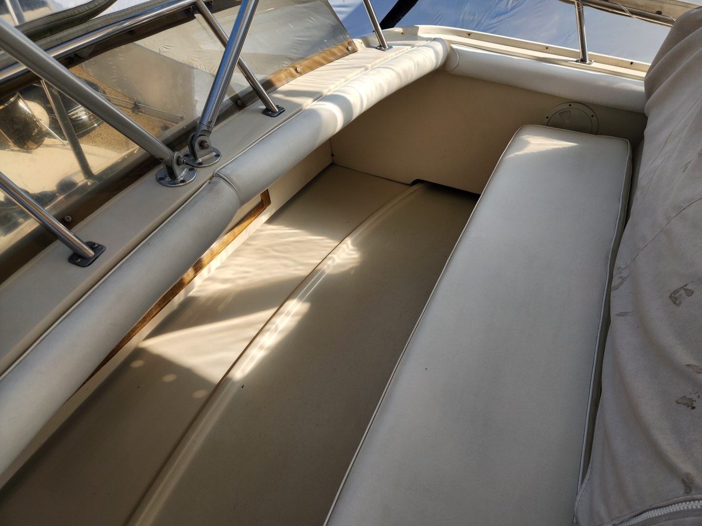 1987 Luhrs Convertible - Image 40