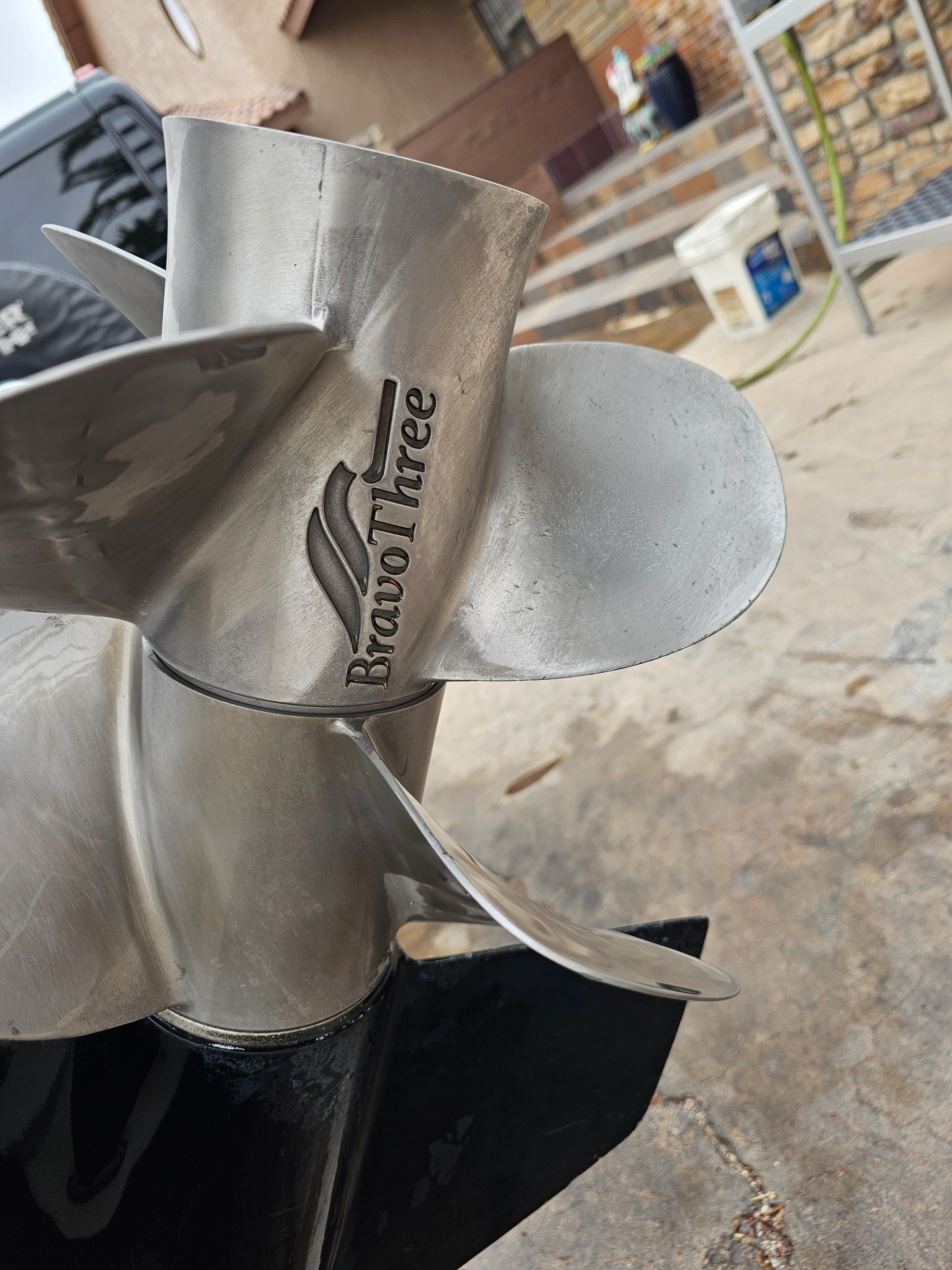 Bravo Three propeller on Chaparral Sunesta 252, 1998 model.