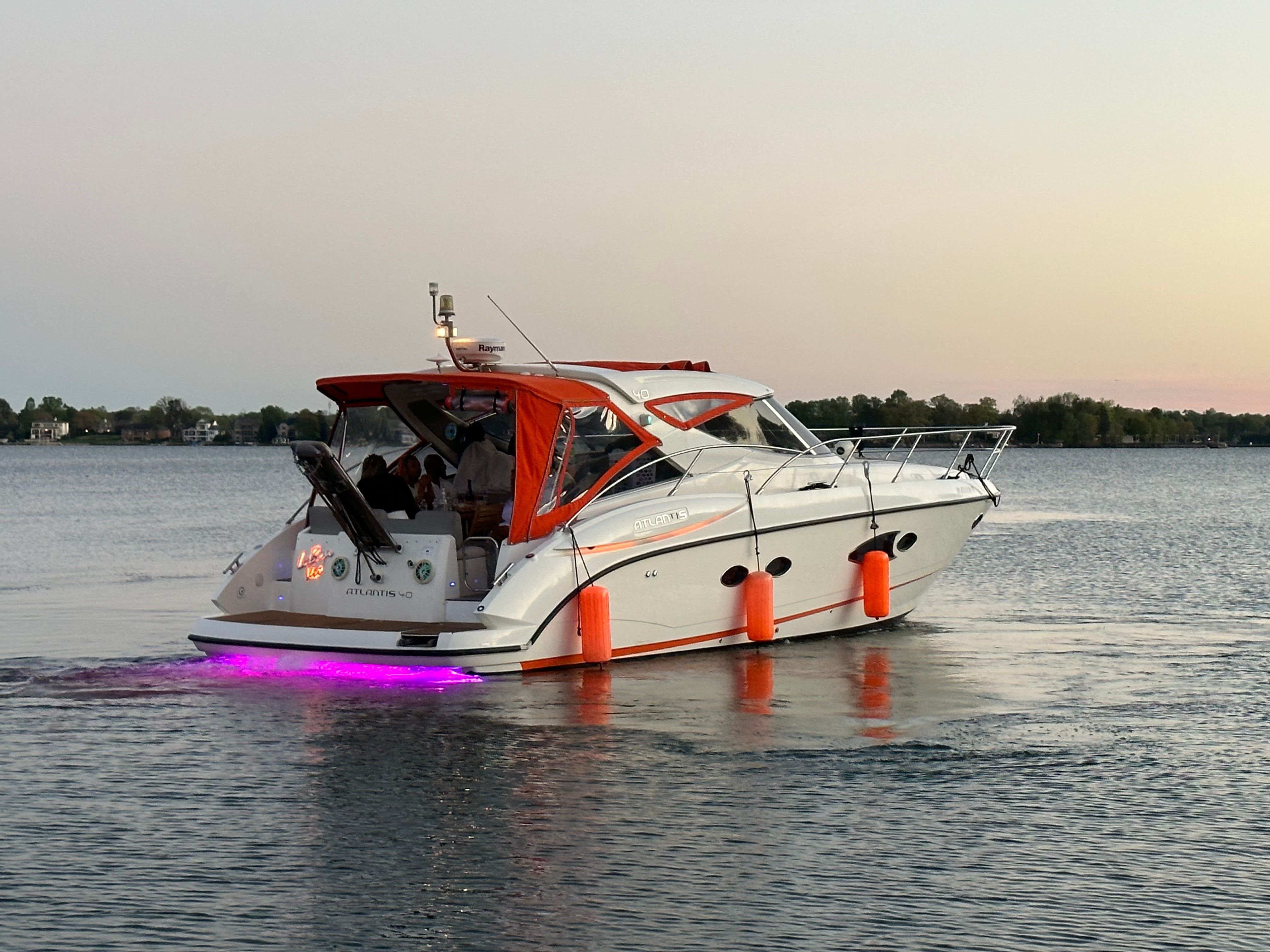 2011 Azimut Atlantis 40 - 2