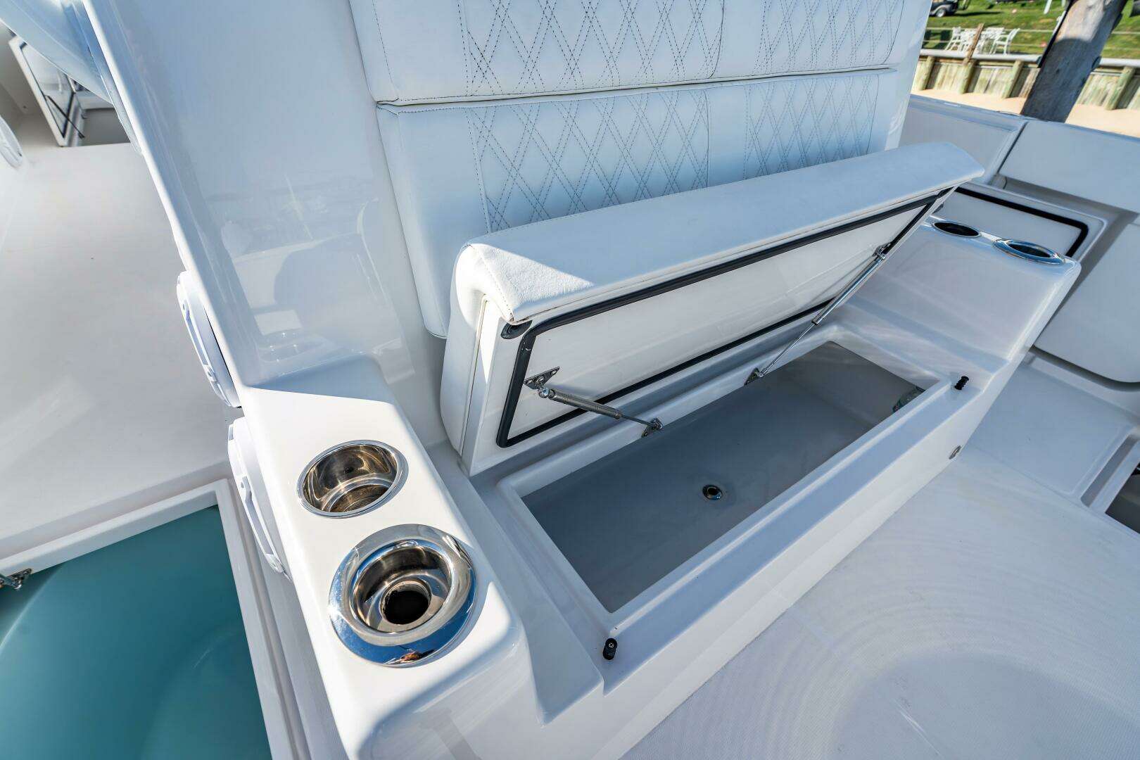 2025 Front Runner 43 Catamaran - Image 62