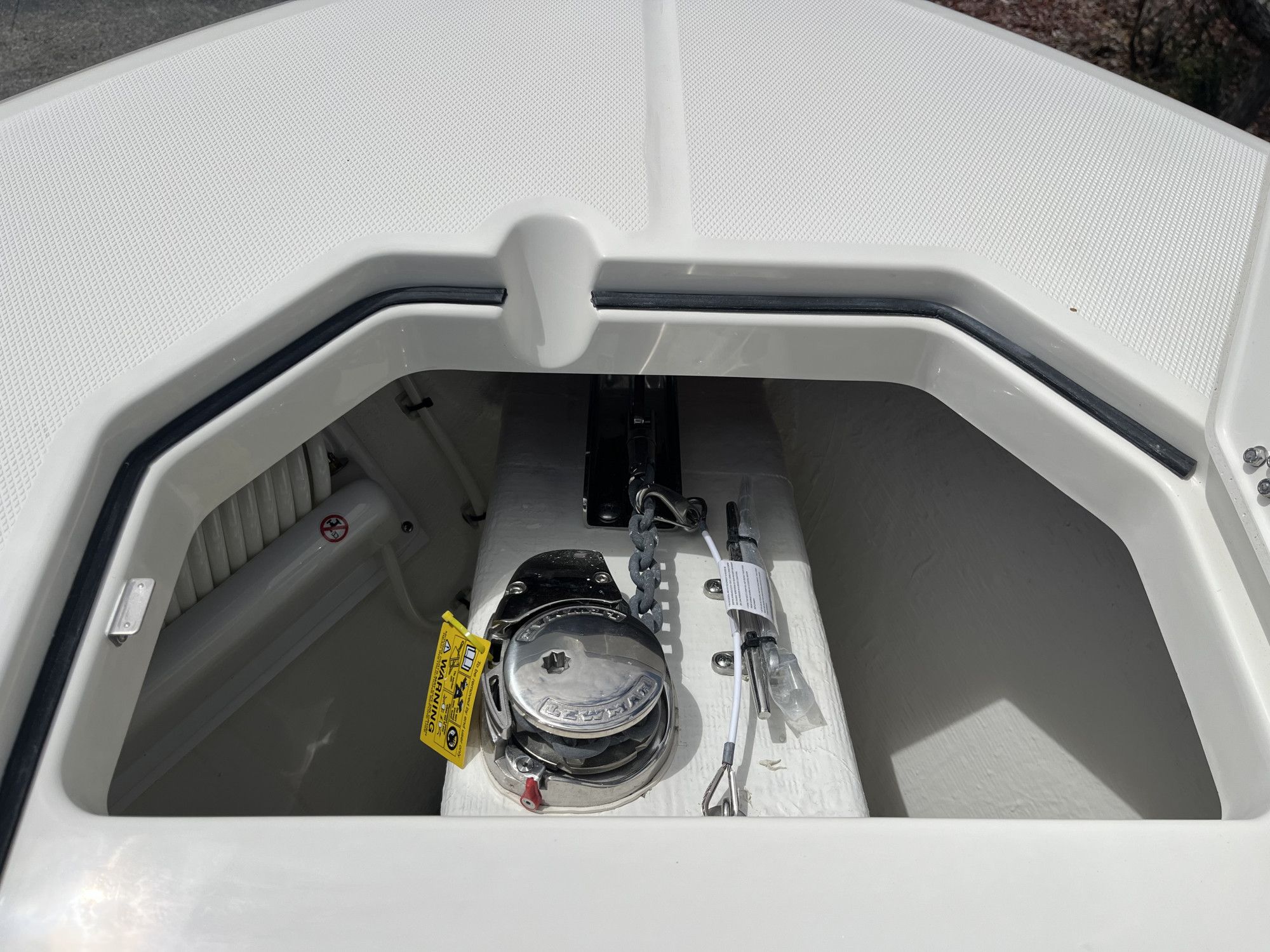 2026 Cobia 285 Open Center Console - 20