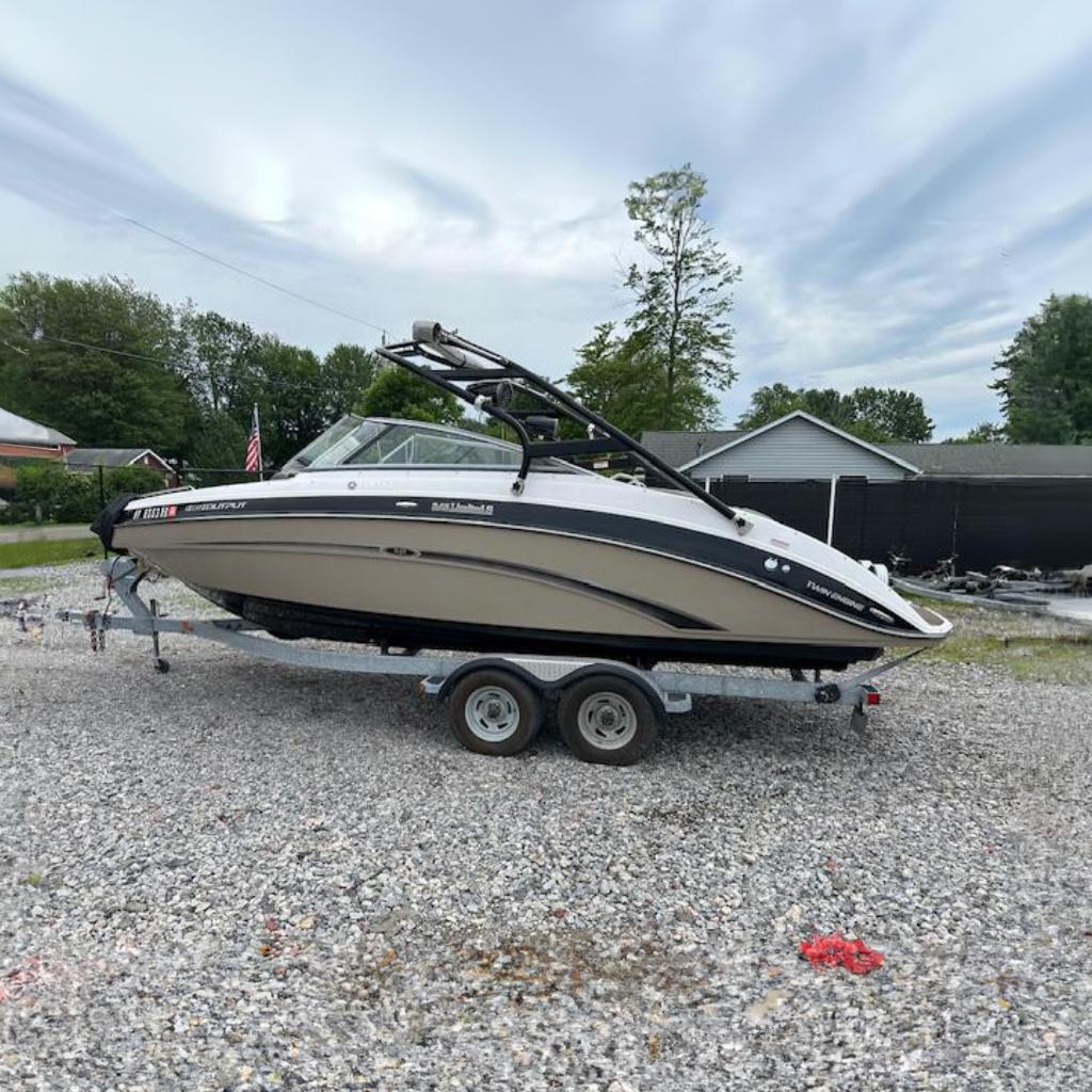 2013 Yamaha Boats 242 Limited S