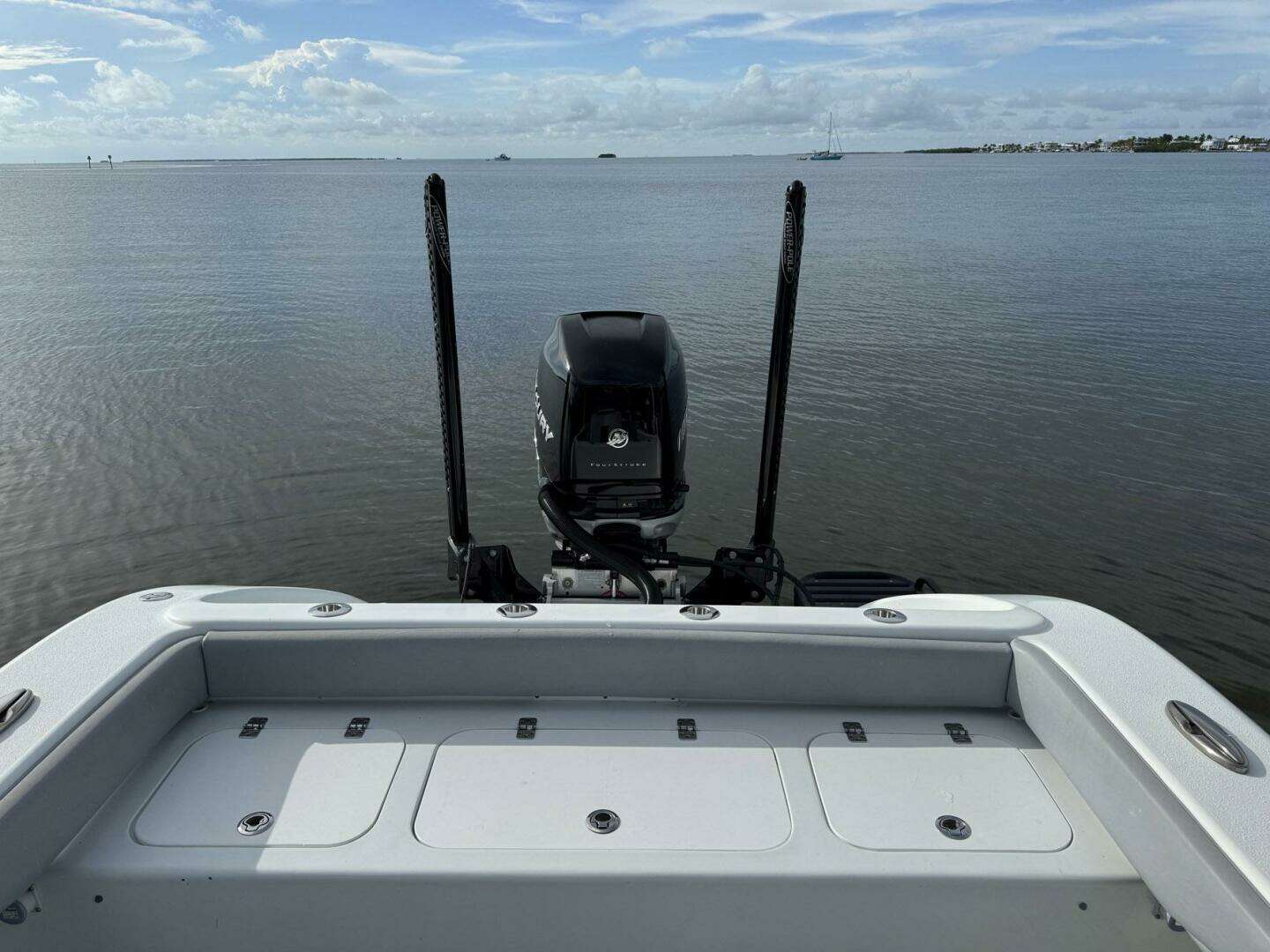 2021 Yellowfin 26 Hybrid - Image 35