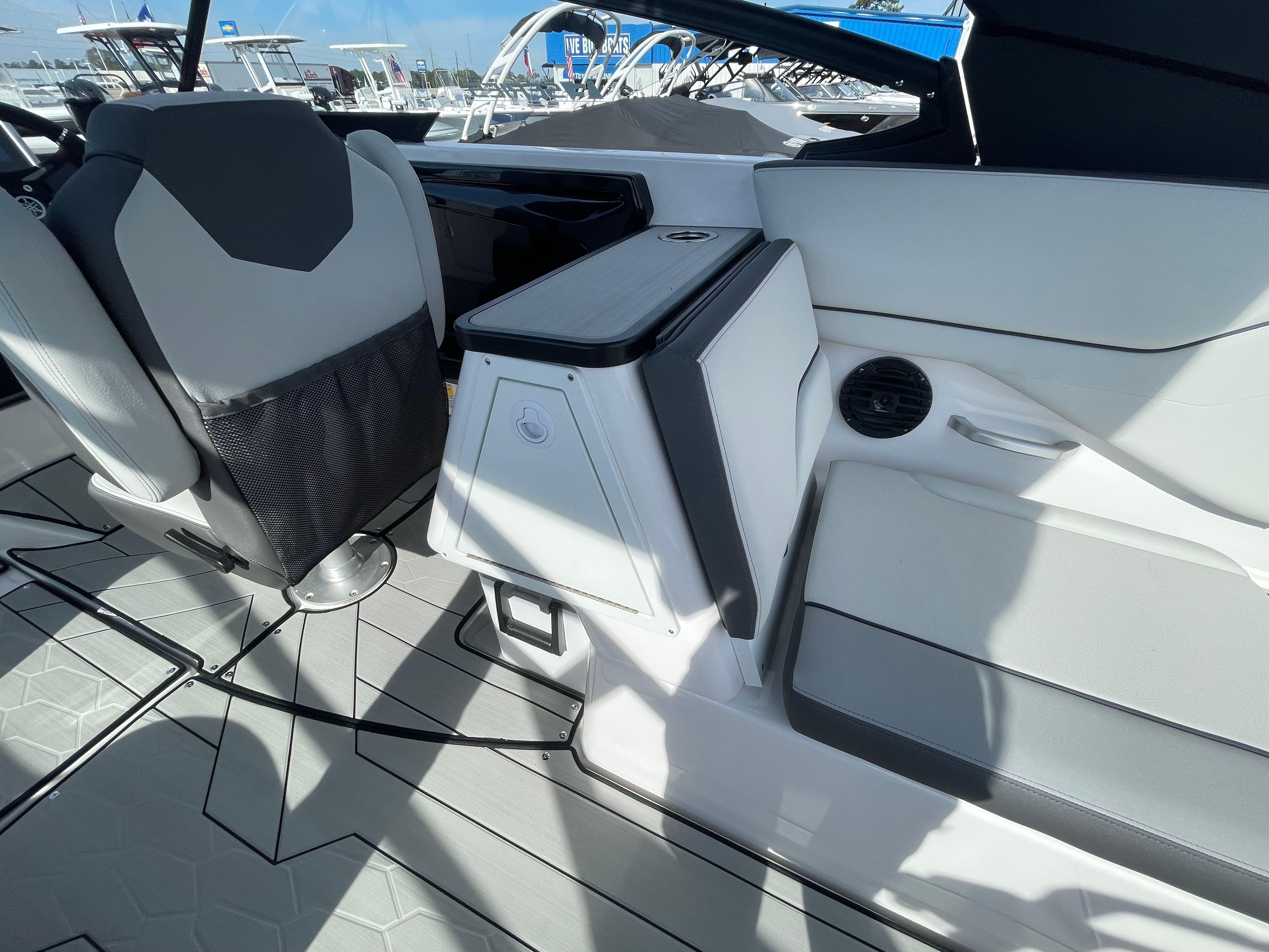 2025 YAMAHA 252 XE - Image 12