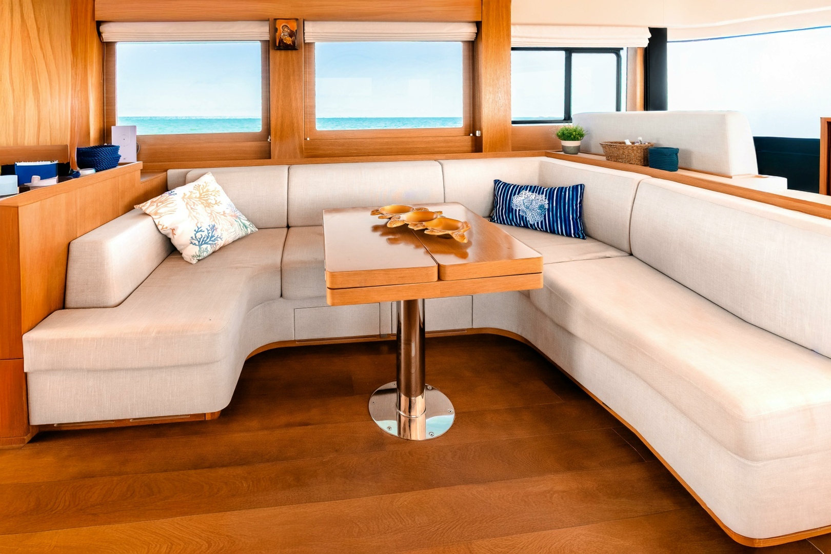 2023 Sirena Yachts — - Image 17
