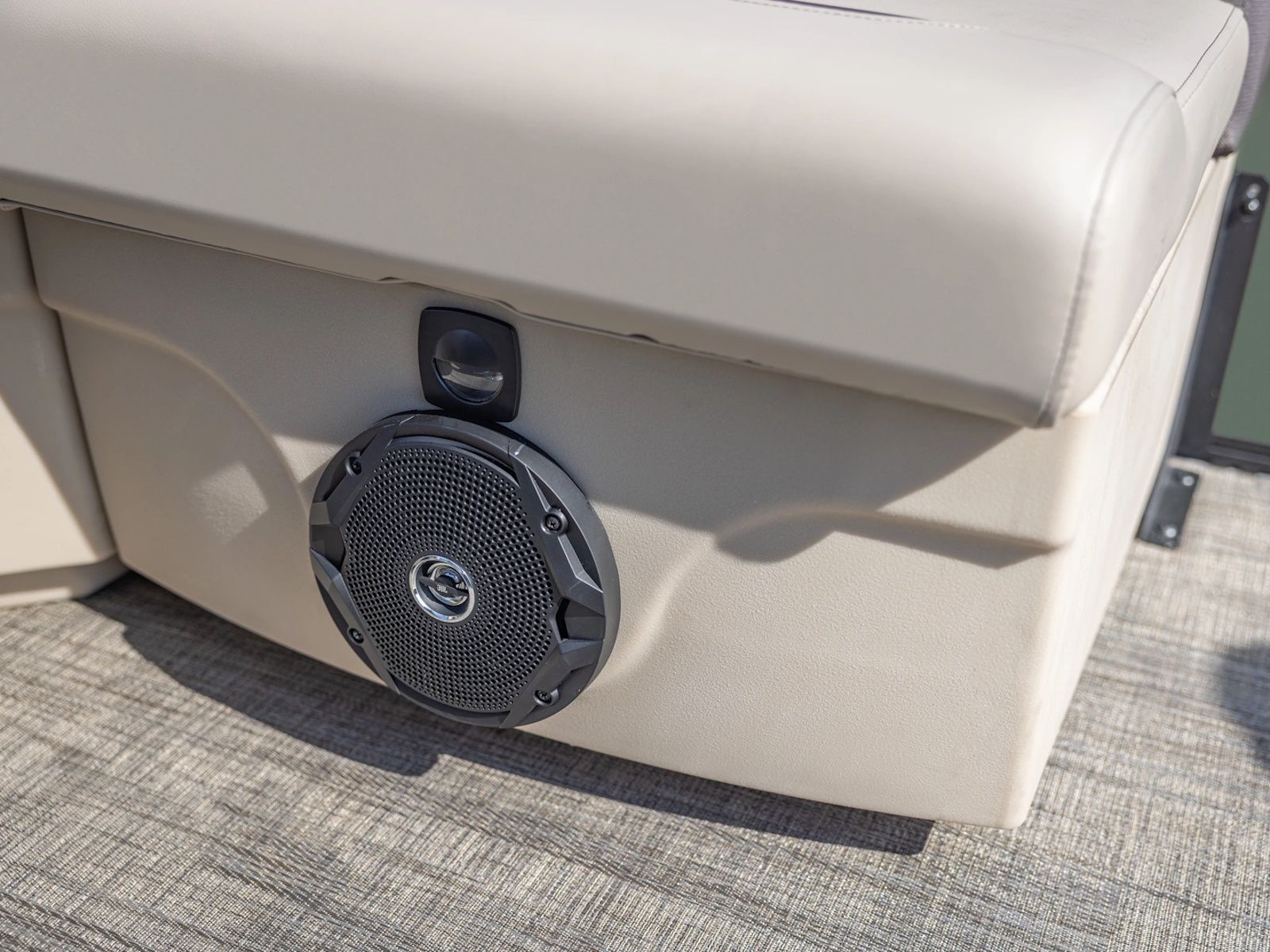 2026 Bentley Pontoons Legacy 220 Quad - 11