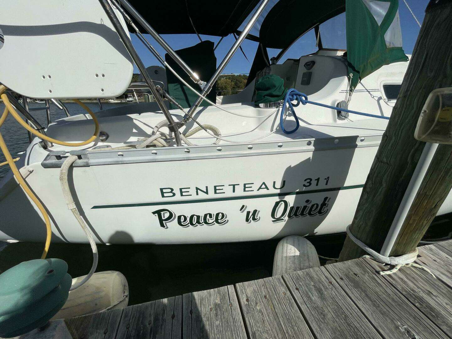 2000 Beneteau 311 - Image 4