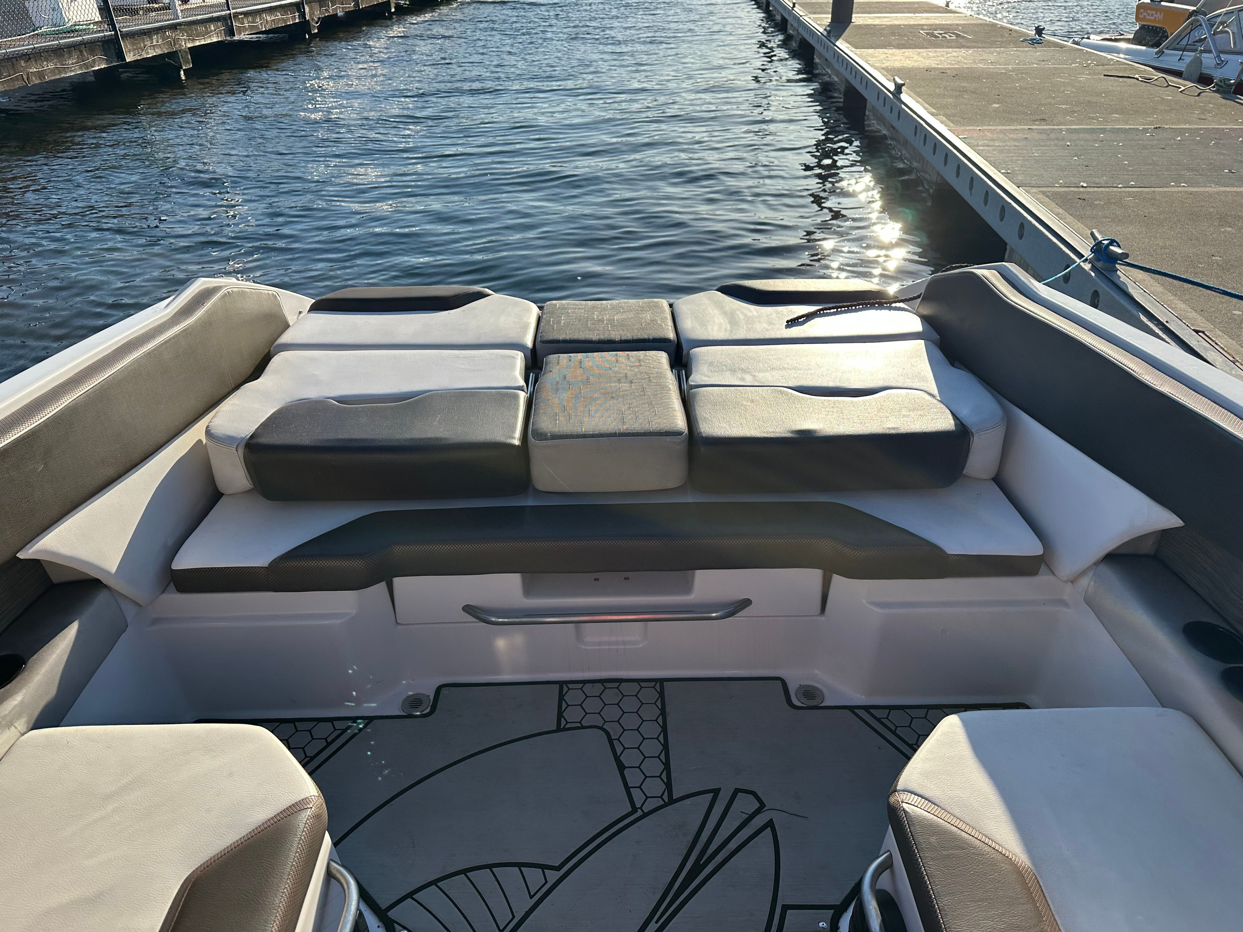 2019 Scarab 255 ID - 10
