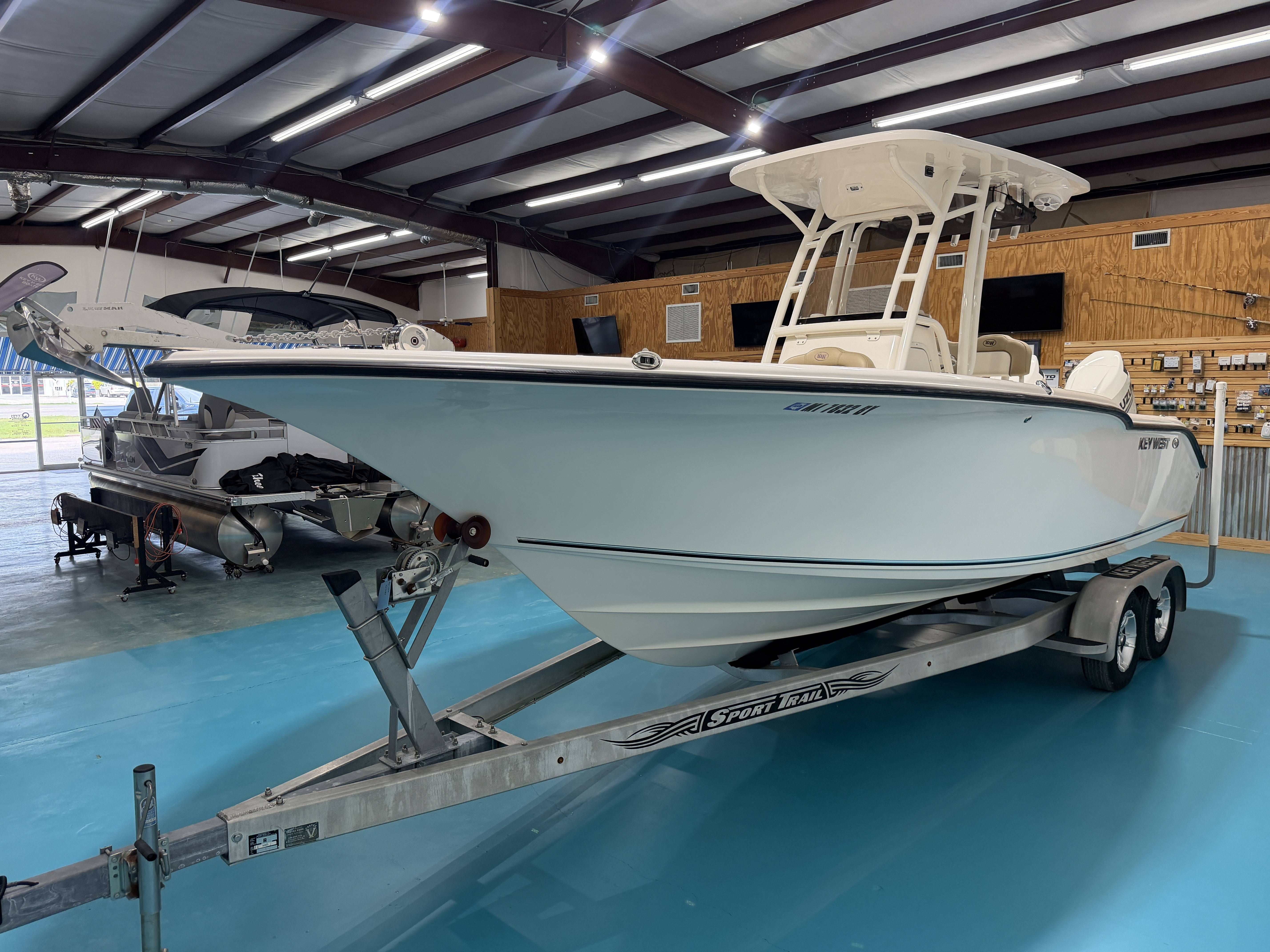 2018 Key West 244 Center Console - 5