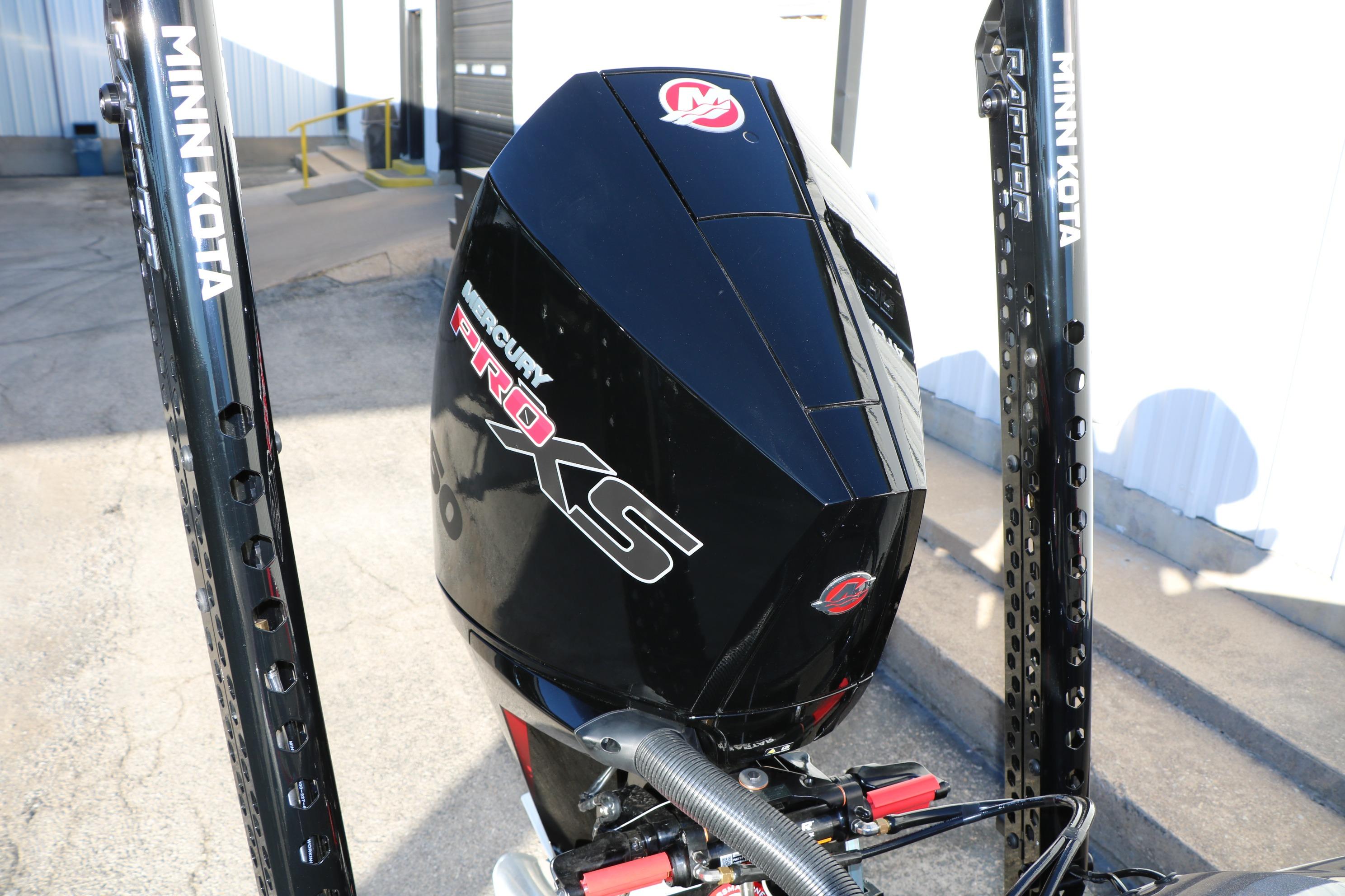 2026 Vexus VXs21 boat with Mercury Pro XS engine and Minn Kota Raptor anchors.