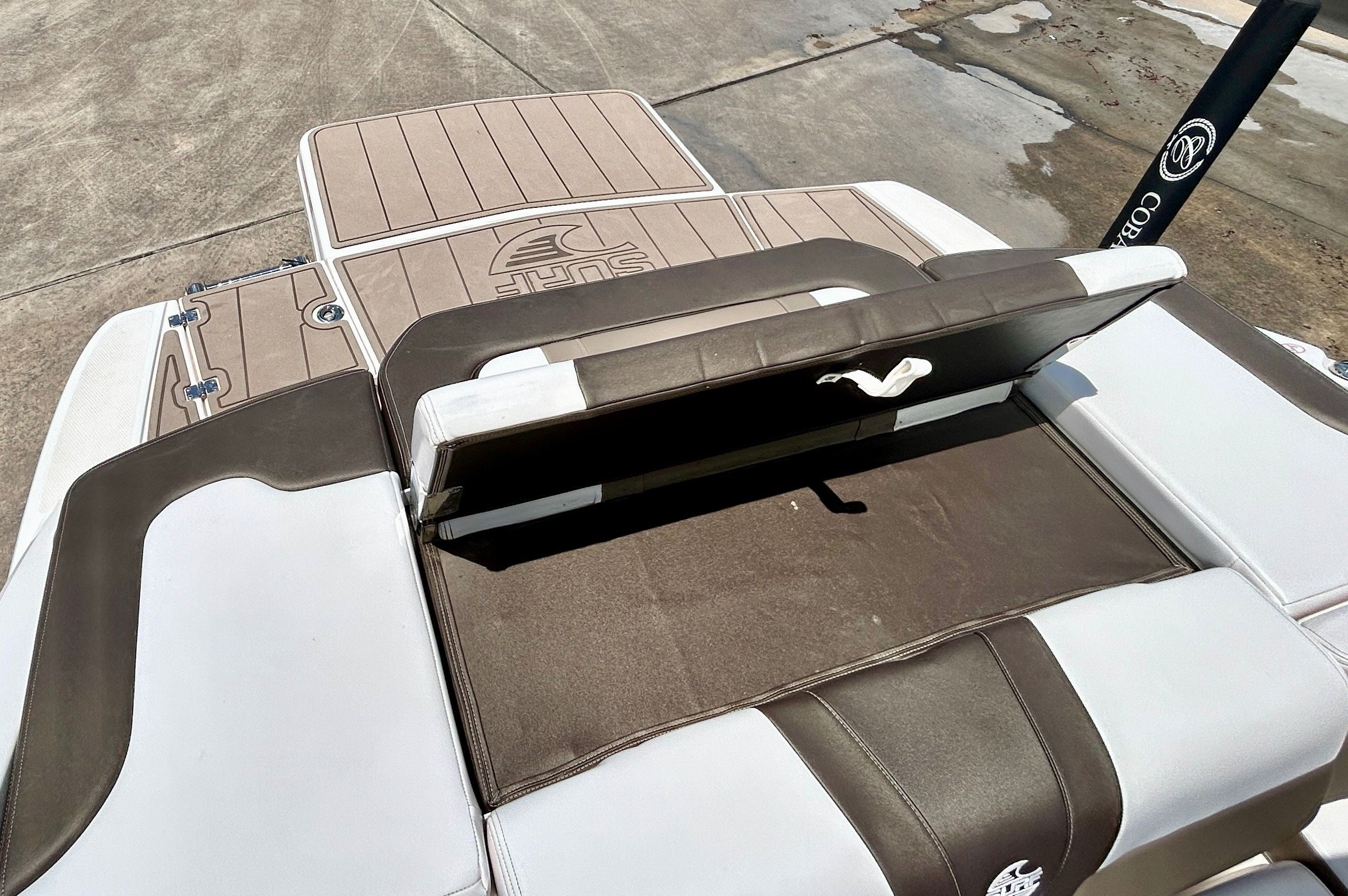 2018 Chaparral 23 Surf - 57