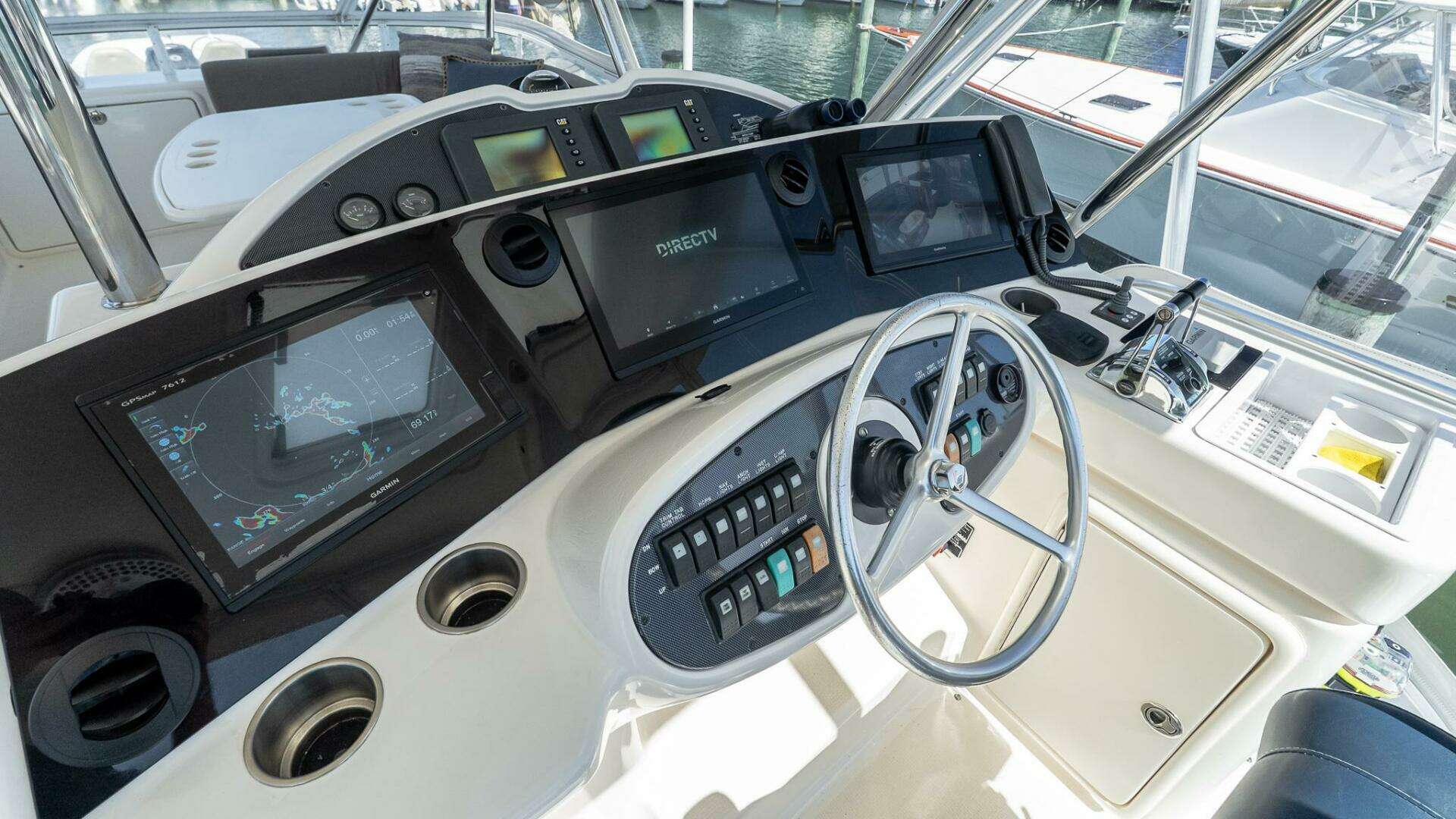 2005 Riviera 51 Flybridge - Image 21