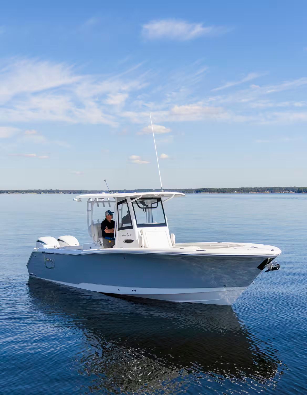 2027 Sea Hunt Gamefish 28 Coffin Box - 3