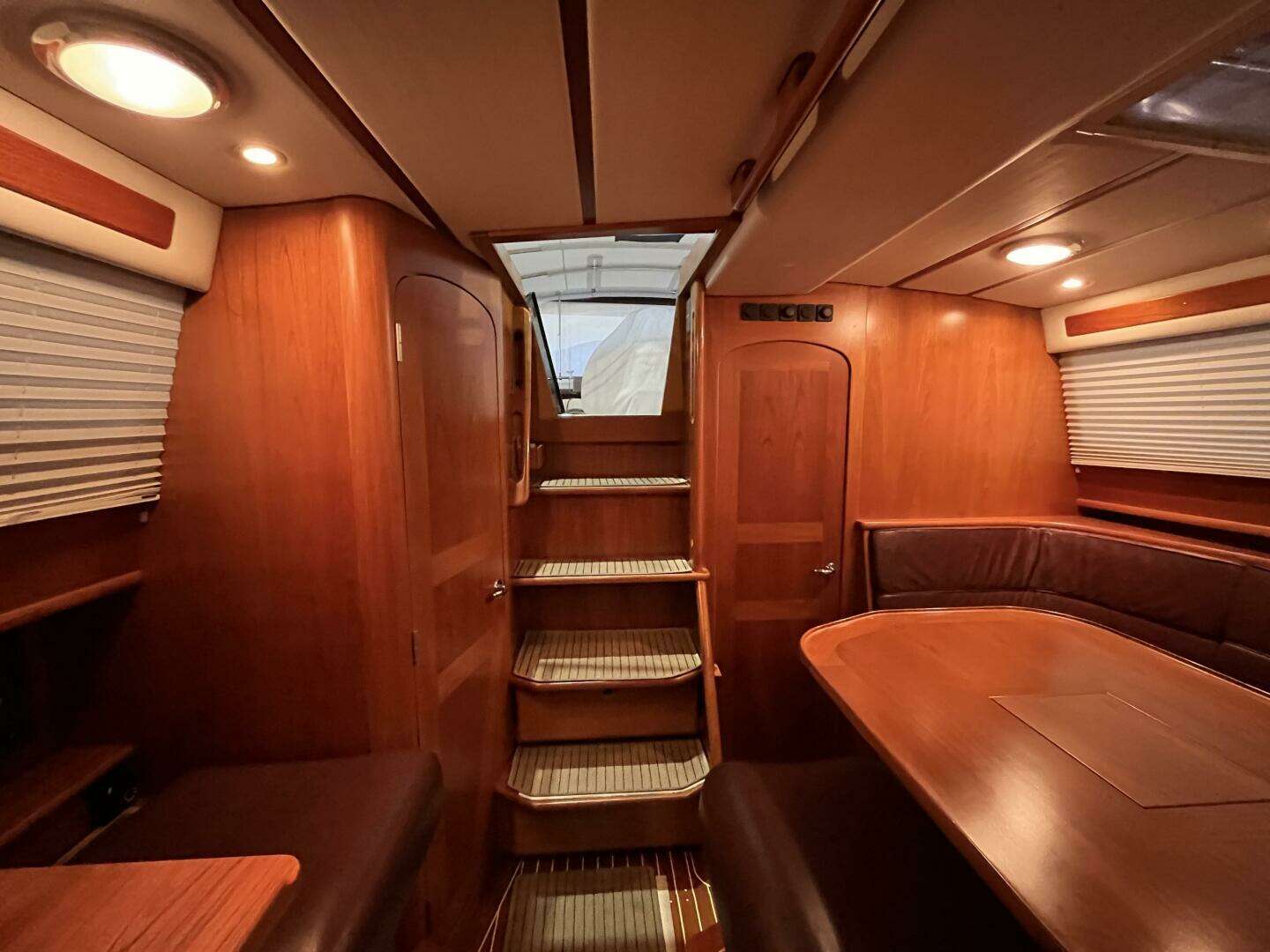 2003 Fantasi 44 Pilot House - Image 39
