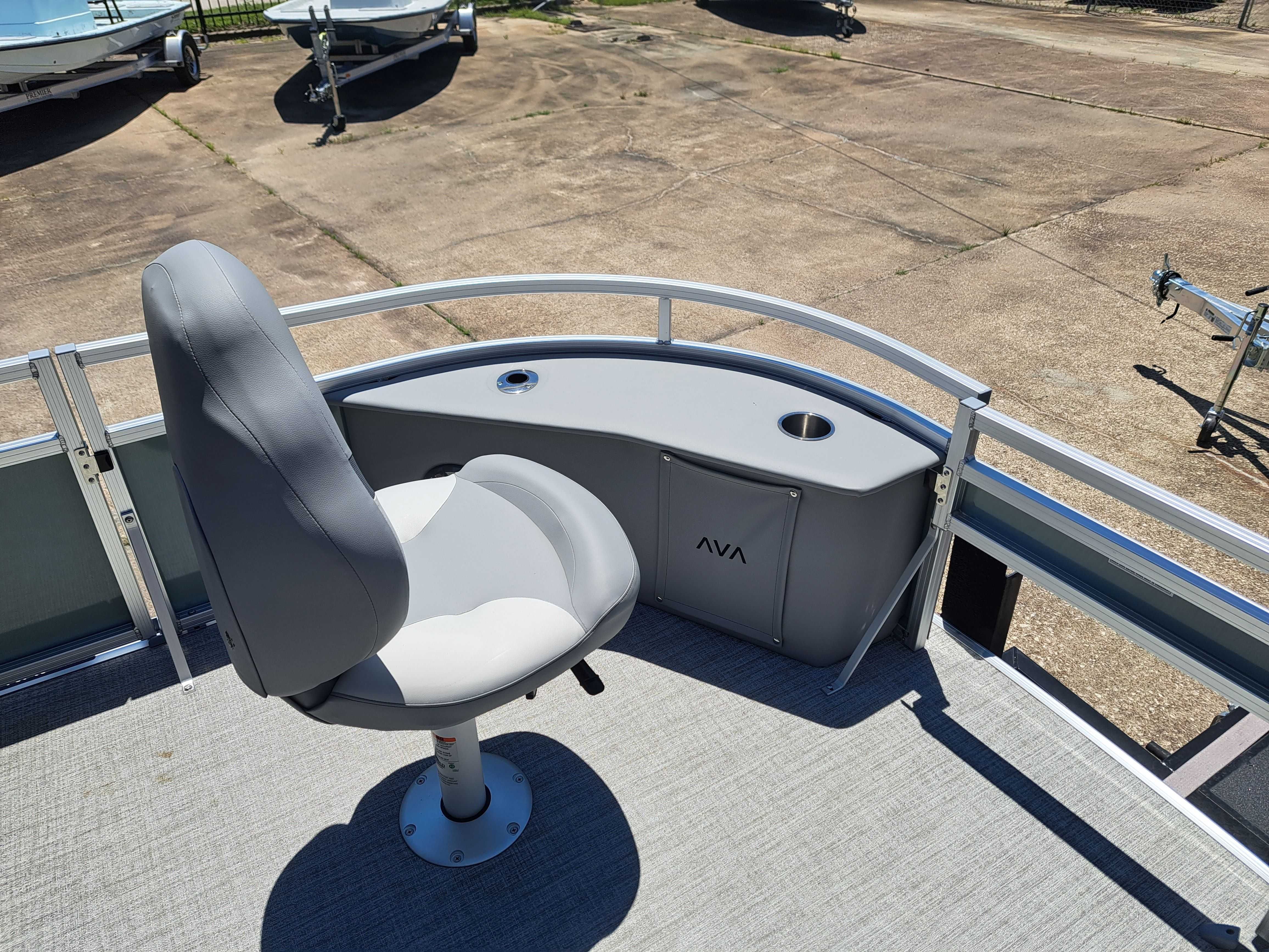 2026 Avalon Venture 85 Quad Fish - 21' - 10