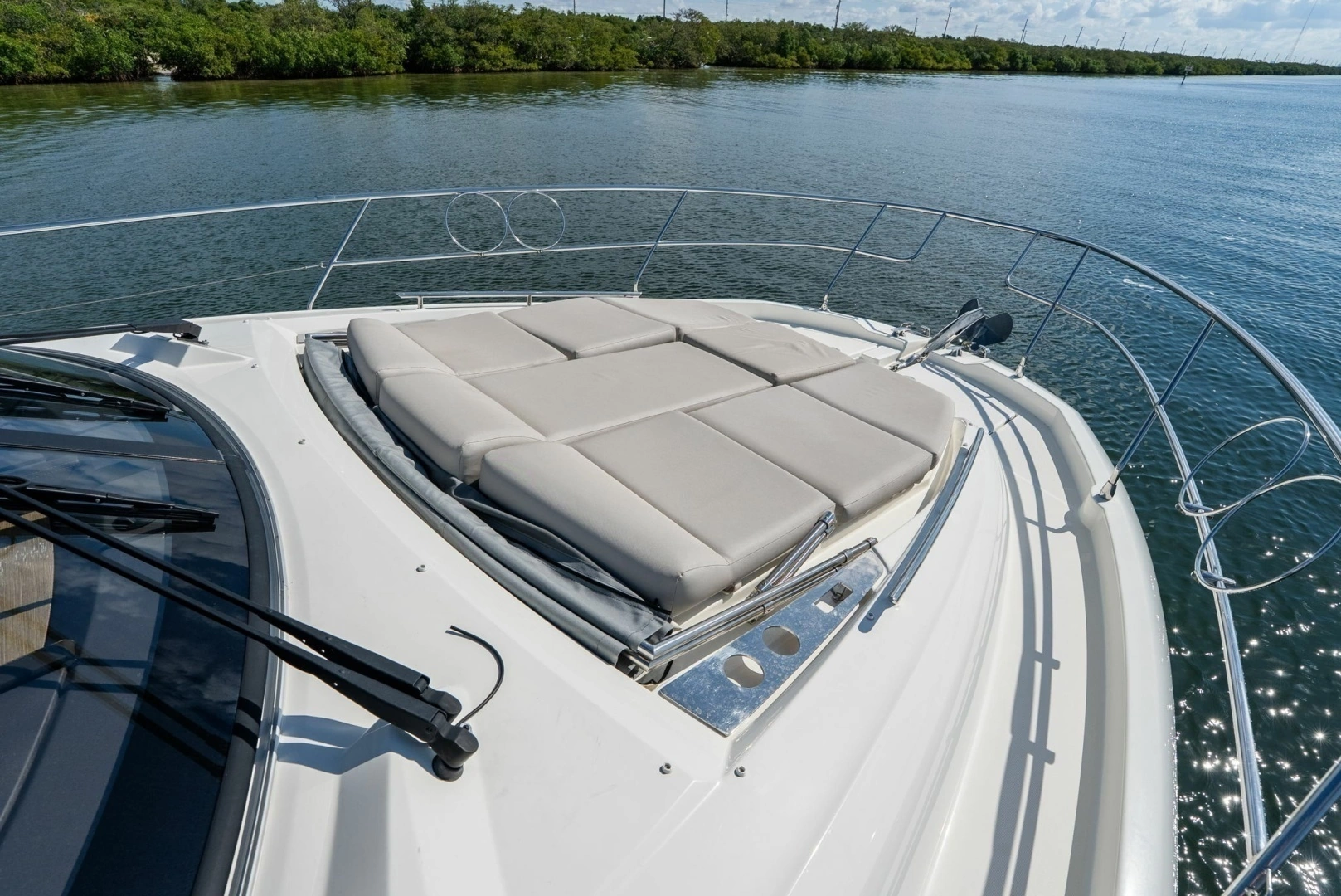 2020 Prestige 460 Flybridge - Image 23