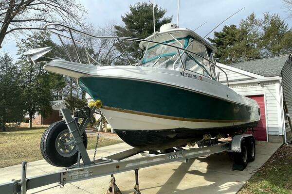 2001 Aquasport 250 Explorer