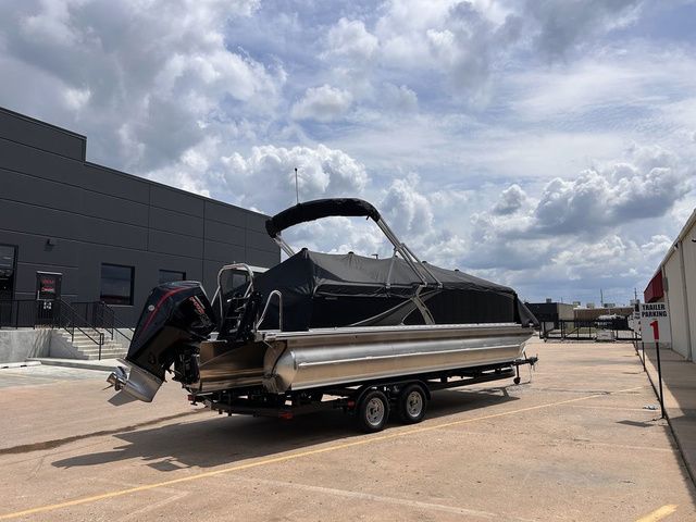 2025 Avalon LSZ Versatile Rear Bench 23 FT - 30