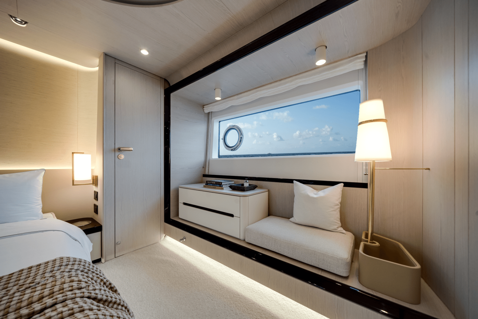 2026 Azimut Fly 78 - Image 44