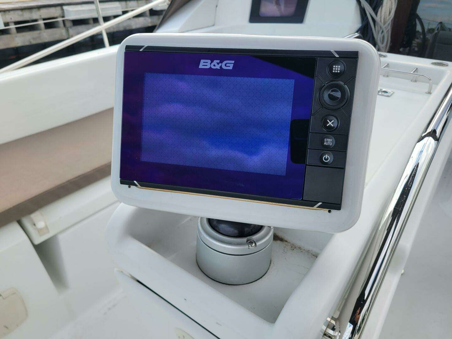 2014 Jeanneau 379 - Image 20