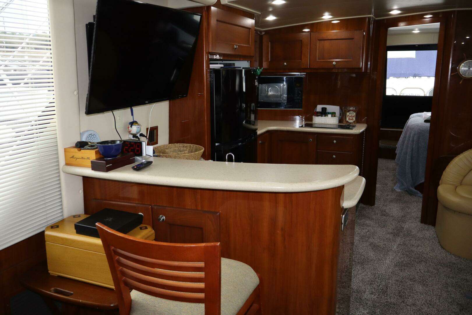2006 Bluewater 5200 - Image 39
