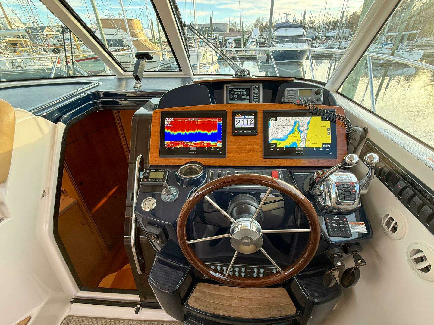 2013 Tiara Yachts 3600 Coronet - Image 22