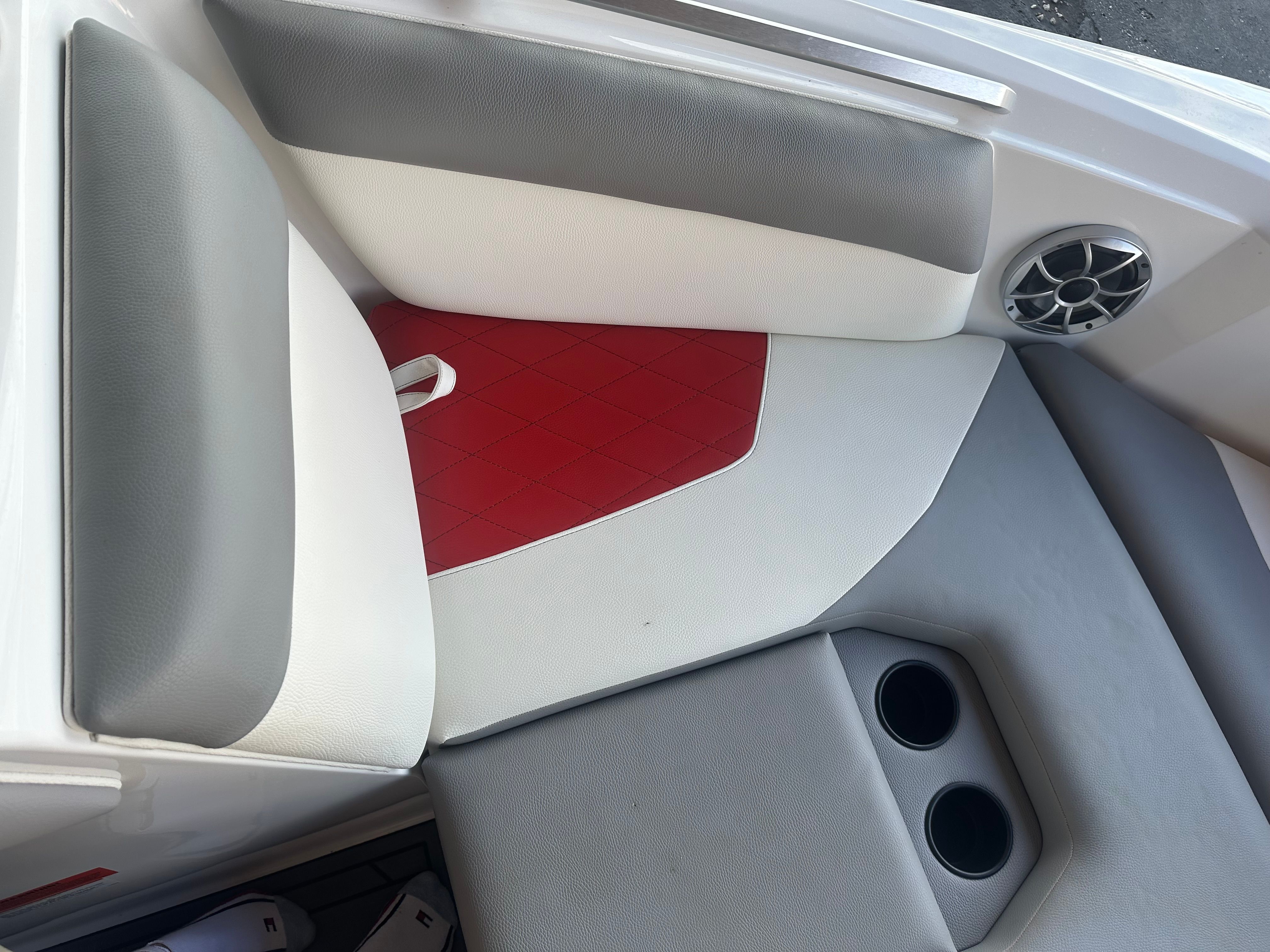 2019 Tigé R20 - 5