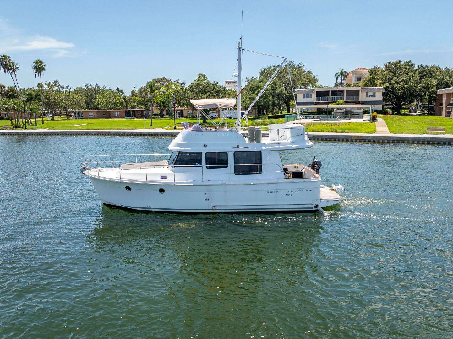 2015 Beneteau Swift Trawler 34 - Image 2