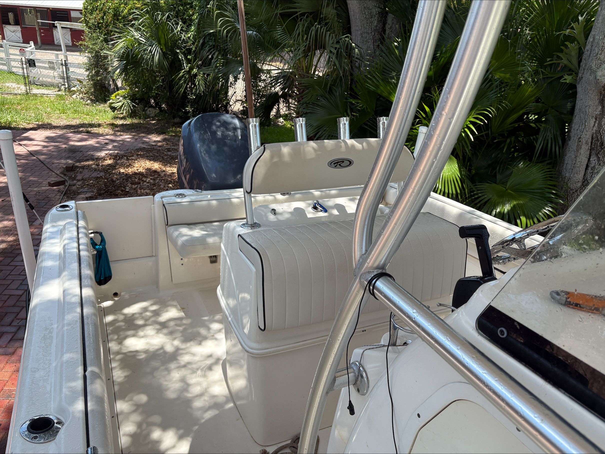 2007 Robalo R220 Center Console - 5