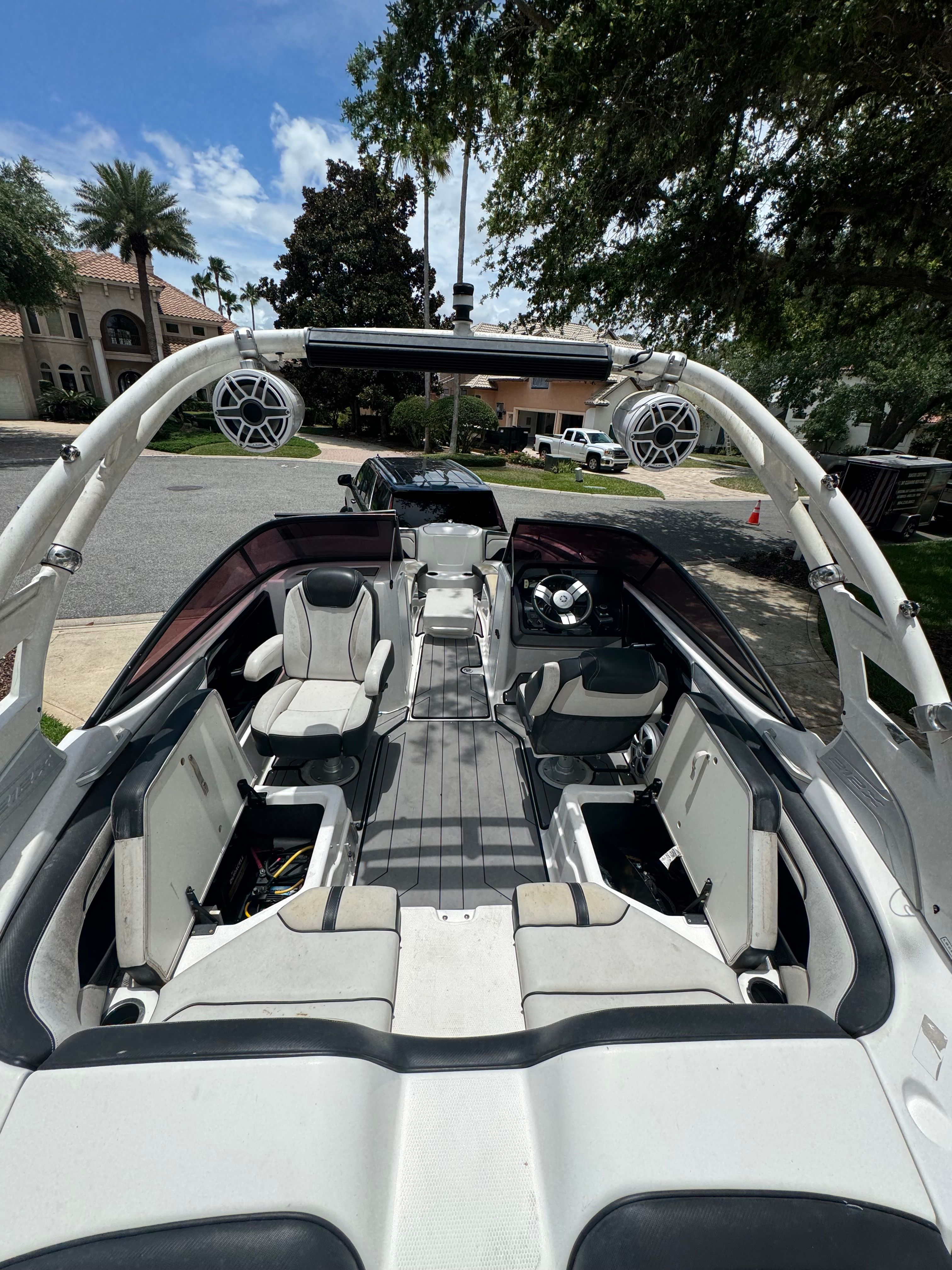2019 Yamaha Boats 212X - 7