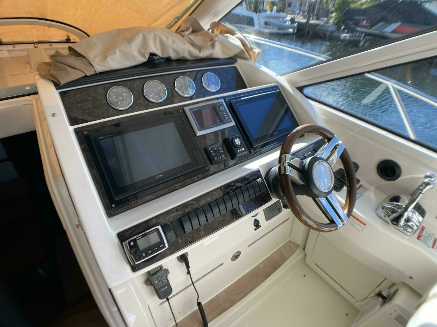 2010 Sea Ray 45 Sundancer - Image 38