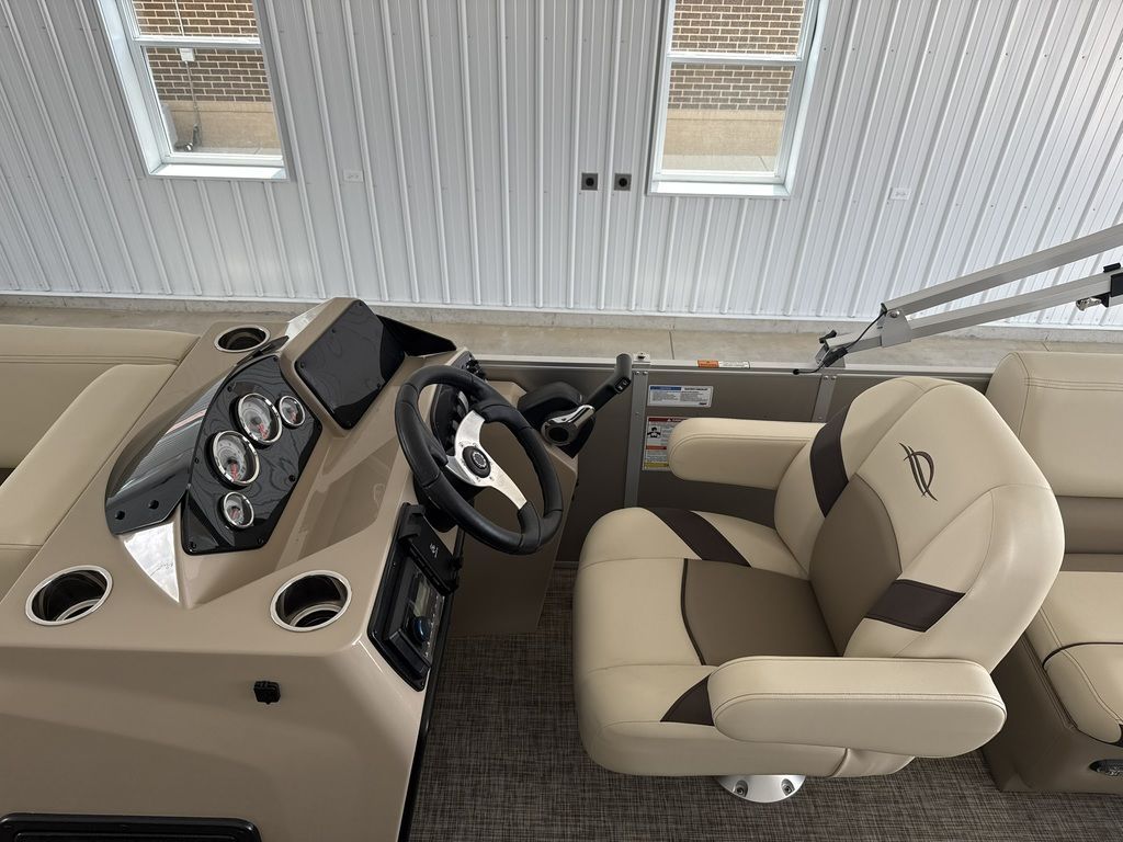 2025 SunCatcher Select 20RC - 23