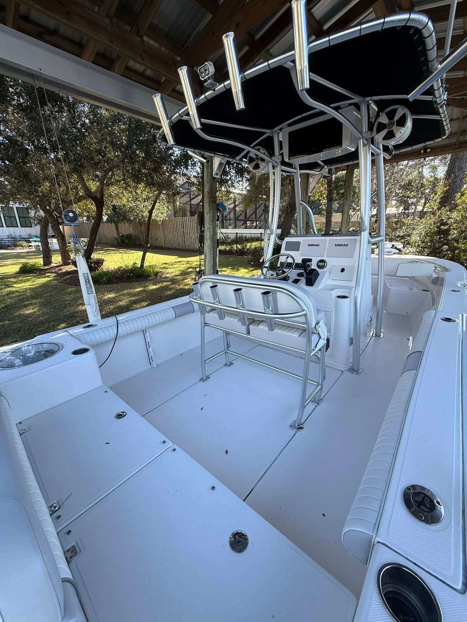 2018 Sea Born LX24 Center Console - 18
