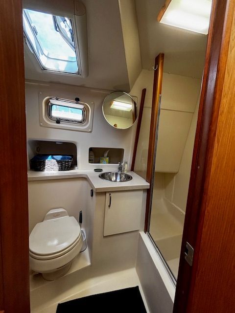 2005 Mainship 400 Trawler - 66