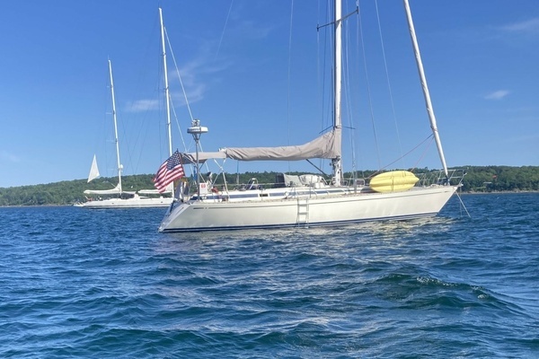 1984 Swan