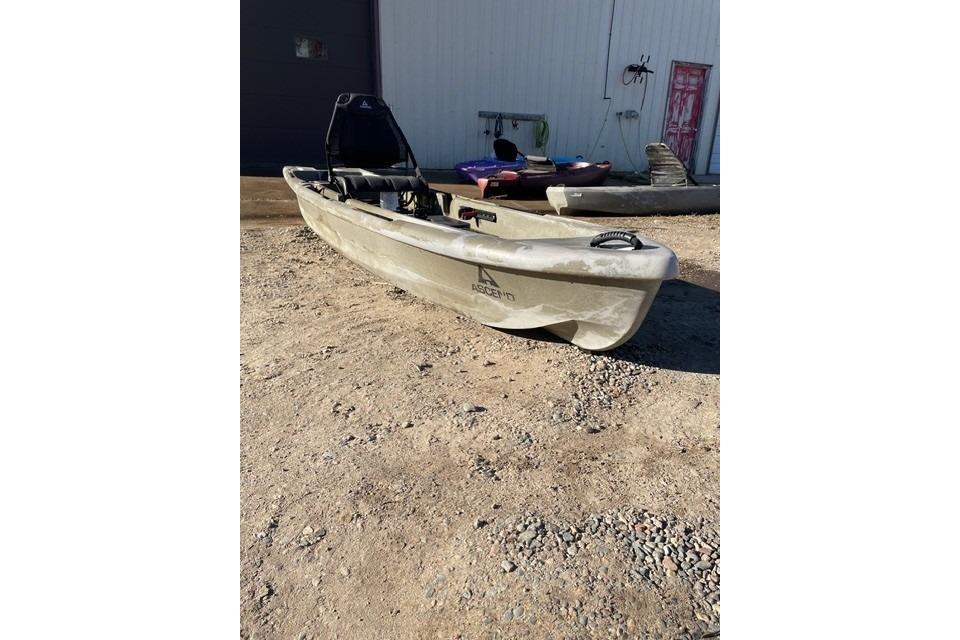 2022 Ascend 128X Yak-Power Sit-On - Desert Storm