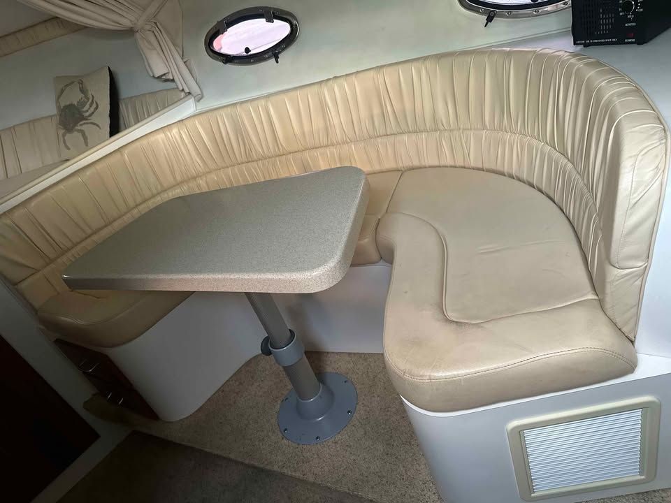2001 Chris-Craft 308 Express Cruiser - 7