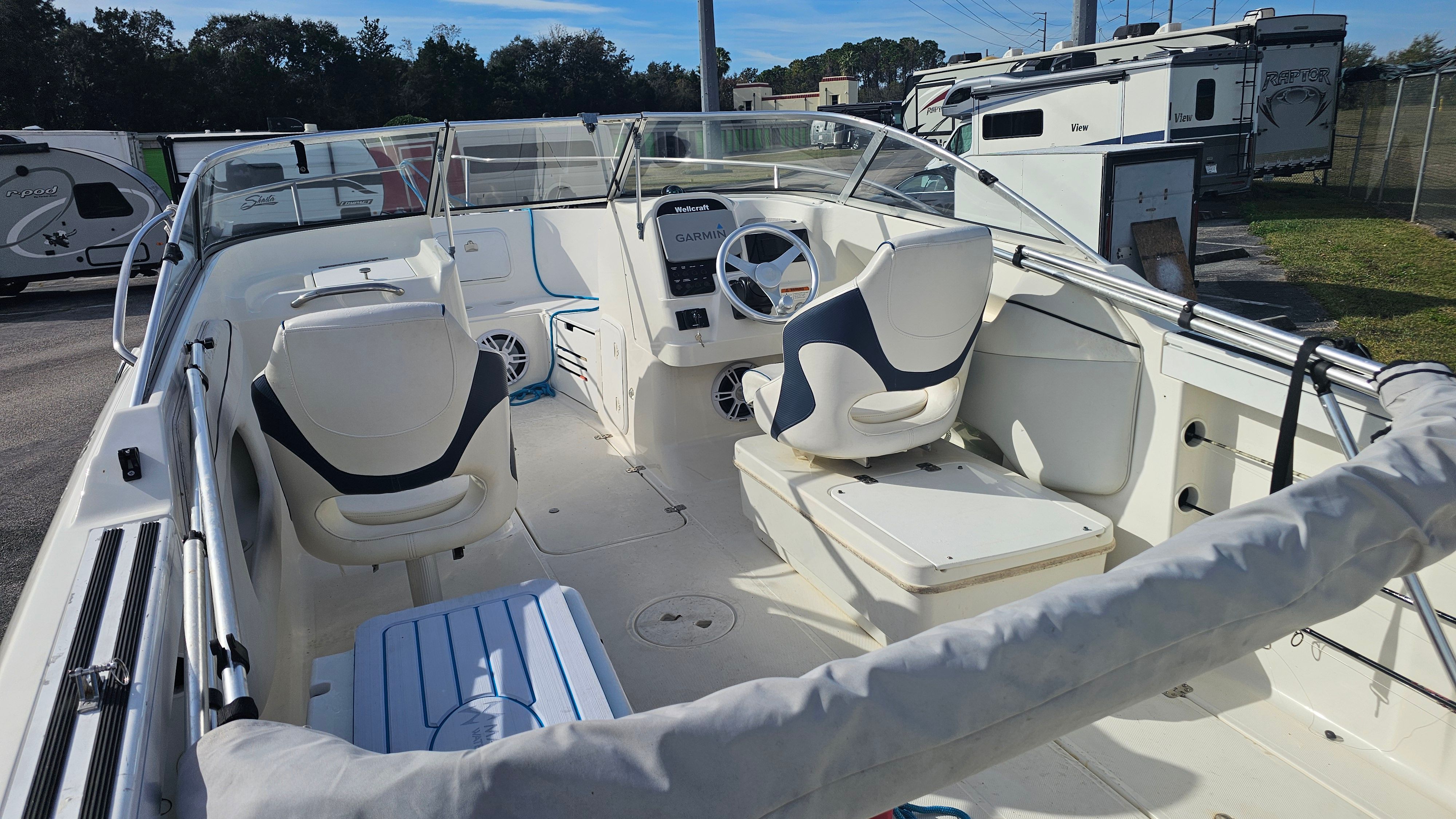 2004 Wellcraft 210 Sportsman - 4