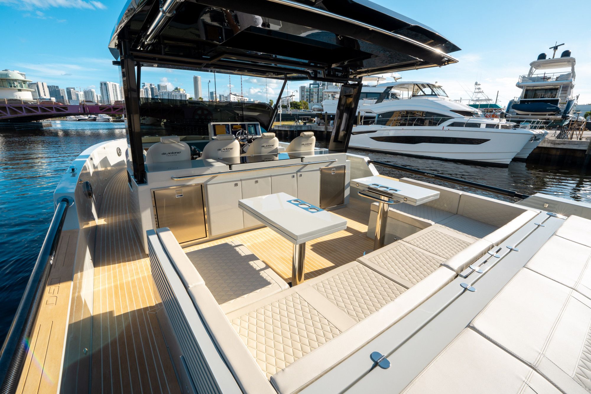 2025 De Antonio Yachts D50 OPEN - 13