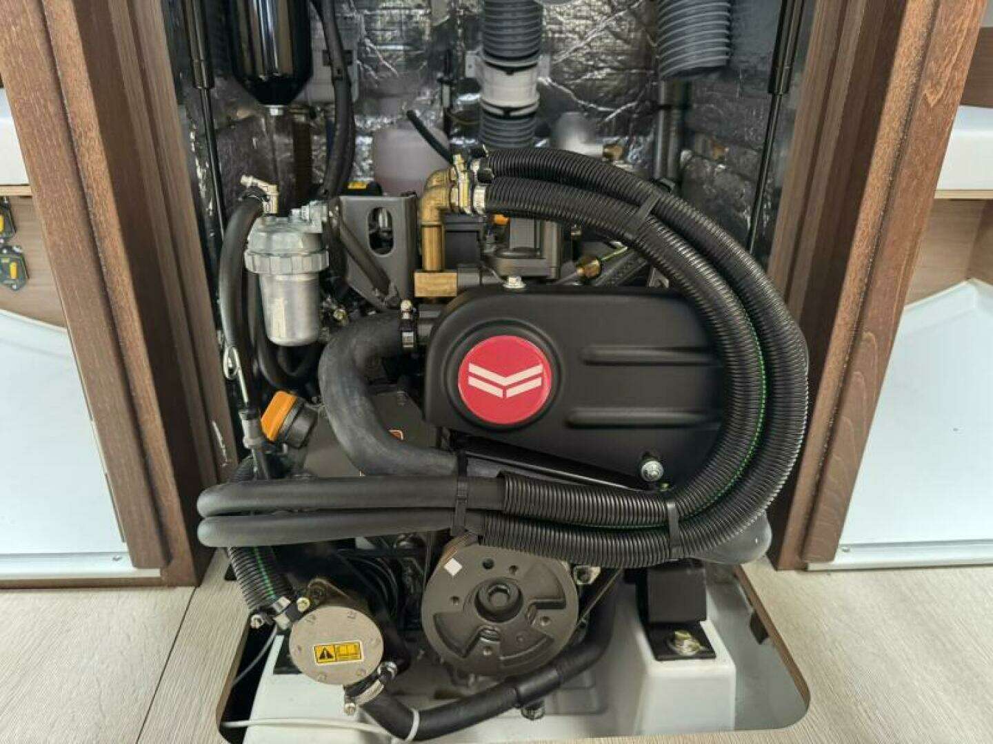2024 Beneteau 34.1 - Image 28